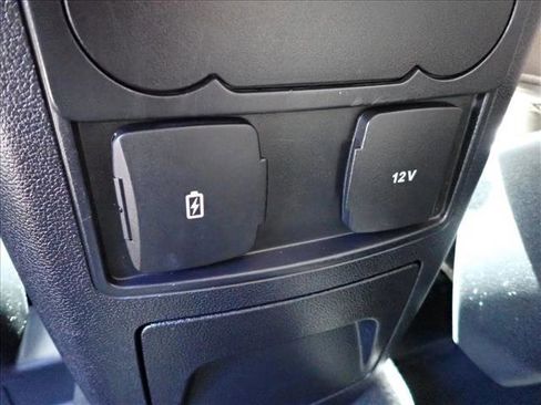 Used 2023 Ford Explorer XLT w/ Equipment Group 202A image 11