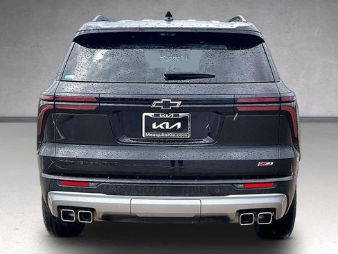 Used 2024 Chevrolet Traverse Z71 w/ Enhanced Driving Package AWD/4WD image 5