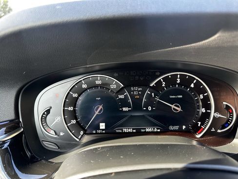 Used 2019 BMW 530i w/ Convenience Package image 11