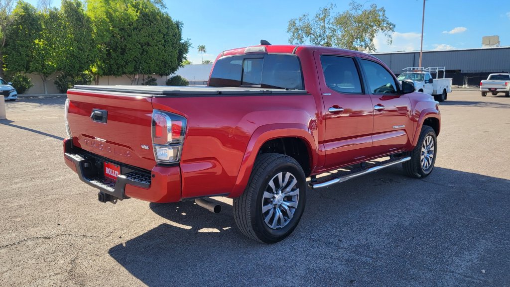 Used 2020 Toyota Tacoma Limited RWD image 11