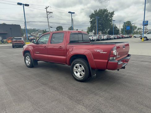 Used 2012 Toyota Tacoma 4x4 Double Cab w/ TRD Sport Pkg image 2