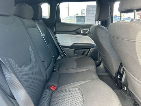 Used 2025 Jeep Compass Sport AWD/4WD image 29