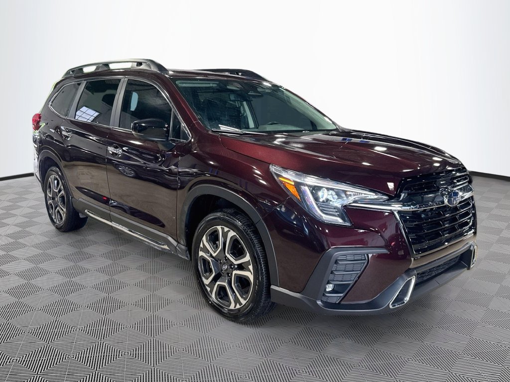 Used 2025 Subaru Ascent Touring AWD/4WD image 4