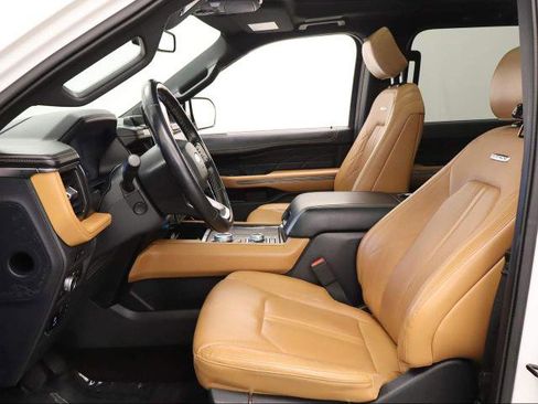 Certified 2022 Ford Expedition Max Platinum image 36