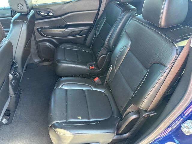 Used 2023 GMC Acadia SLT AWD/4WD image 24
