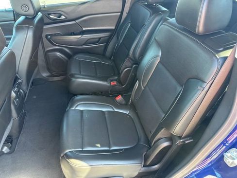 Used 2023 GMC Acadia SLT AWD/4WD image 24