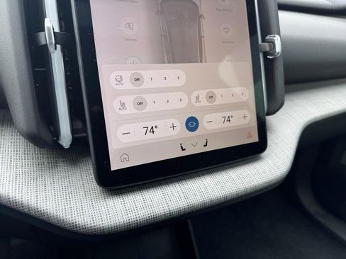 New 2026 Volvo EX30 Cross Country Ultra image 17