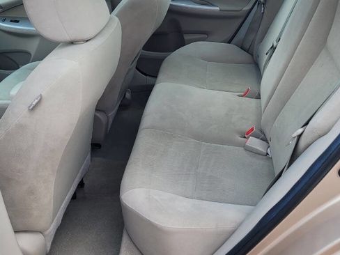 Used 2012 Toyota Corolla LE image 9