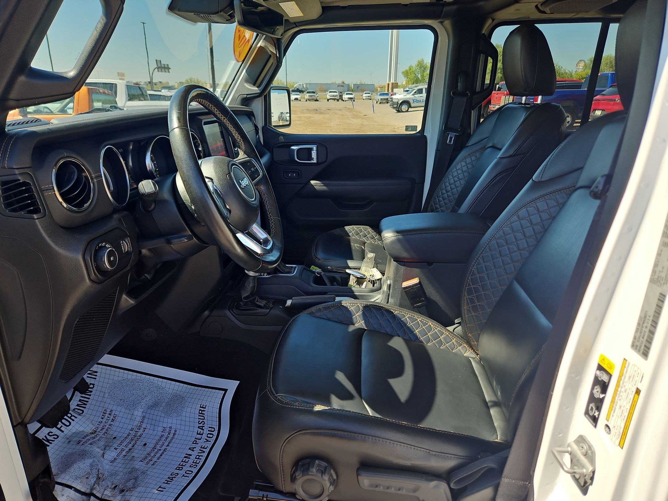 Used 2023 Jeep Wrangler Unlimited Sahara AWD/4WD image 26