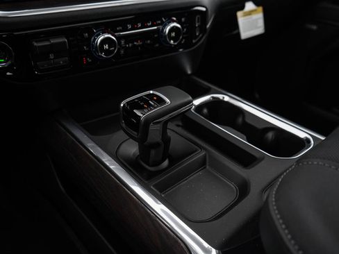 New 2026 GMC Sierra 1500 SLT w/ SLT Premium Plus Package image 25