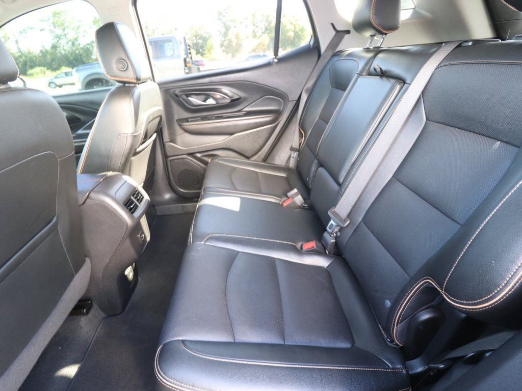 Used 2023 GMC Terrain AT4 AWD/4WD image 9