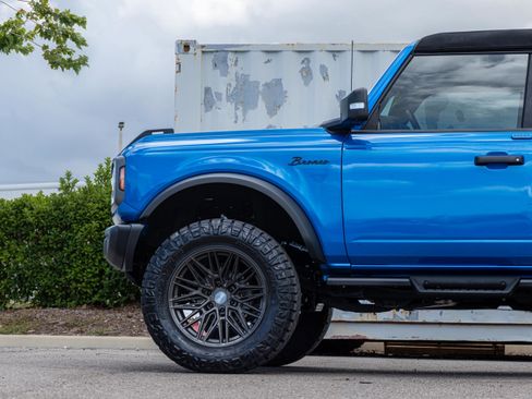 Used 2023 Ford Bronco Badlands w/ Sasquatch Package AWD/4WD image 39
