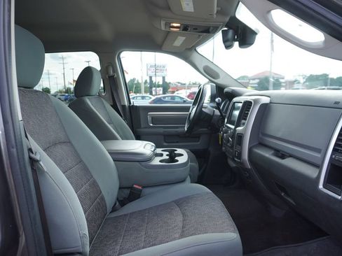 Used 2015 RAM 3500 SLT w/ Luxury Group AWD/4WD image 29