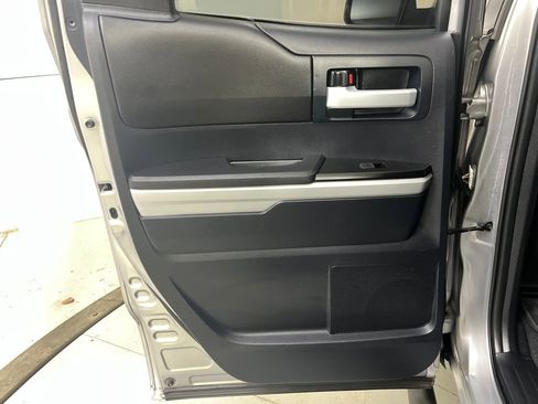 Used 2016 Toyota Tundra SR5 image 27