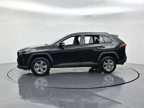 Used 2023 Toyota RAV4 XLE AWD/4WD image 6