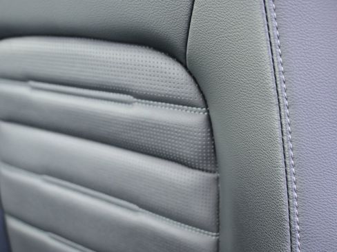 Used 2023 Honda CR-V EX-L image 22