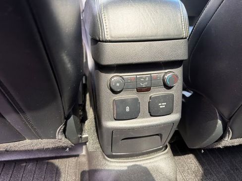 Used 2018 Ford Explorer Platinum AWD/4WD image 24
