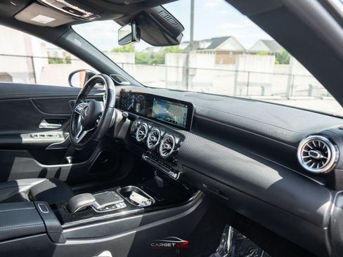Used 2020 Mercedes-Benz CLA 250 4MATIC image 15