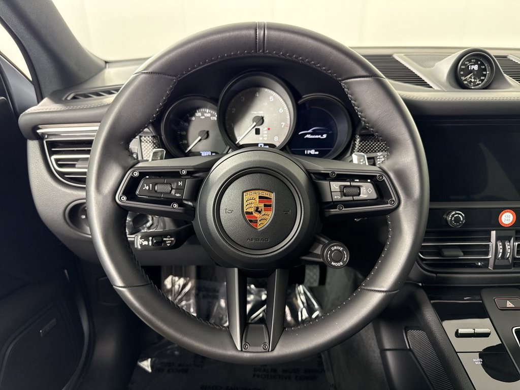Certified 2026 Porsche Macan S AWD/4WD image 36