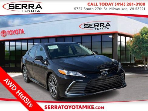 Used 2024 Toyota Camry XLE w/ Cold Weather Package AWD/4WD image 1