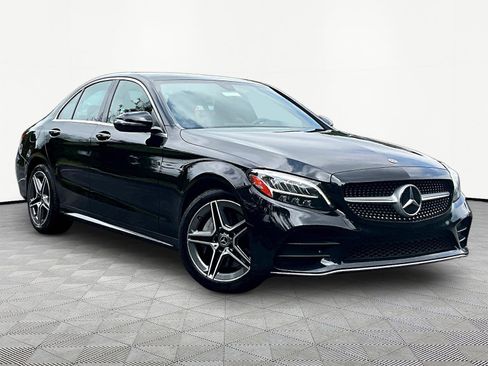 Used 2019 Mercedes-Benz C 300 4MATIC Sedan image 3