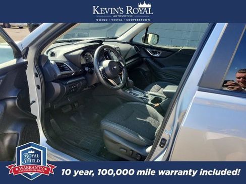 Used 2023 Subaru Forester Premium AWD/4WD image 9