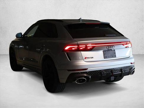 New 2026 Audi RS Q8 performance image 8