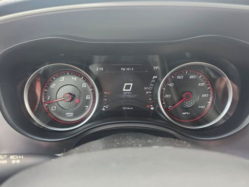 Used 2022 Dodge Charger SXT RWD image 14
