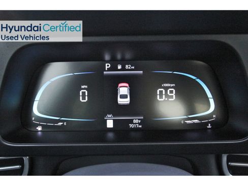 Certified 2025 Hyundai Elantra Sport FWD image 16