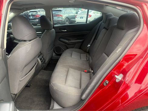 Used 2019 Nissan Altima 2.5 SV FWD image 10