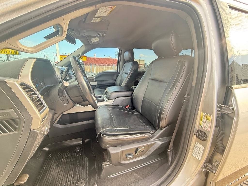 Used 2018 Ford F250 Lariat w/ Lariat Ultimate Package AWD/4WD image 12