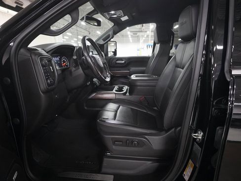 Certified 2022 Chevrolet Silverado 2500 High Country w/ Z71 Off-Road Package image 7