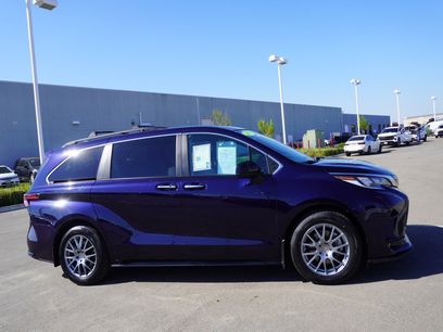 Used 2024 Toyota Sienna XSE w/ XSE Plus Package