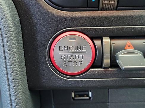 Used 2020 Ford Mustang Shelby GT500 w/ Carbon Fiber Track Pack image 18