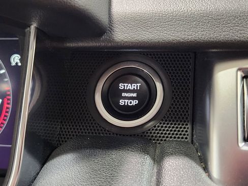 Used 2019 Land Rover Range Rover Sport HSE image 41