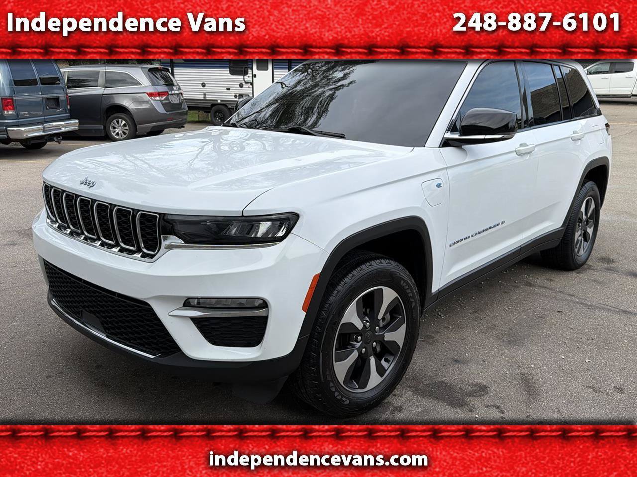 Used 2024 Jeep Grand Cherokee Limited 4xe AWD/4WD image 1