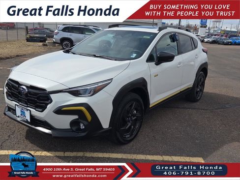 Used 2025 Subaru Crosstrek 2.5i Sport AWD/4WD image 3