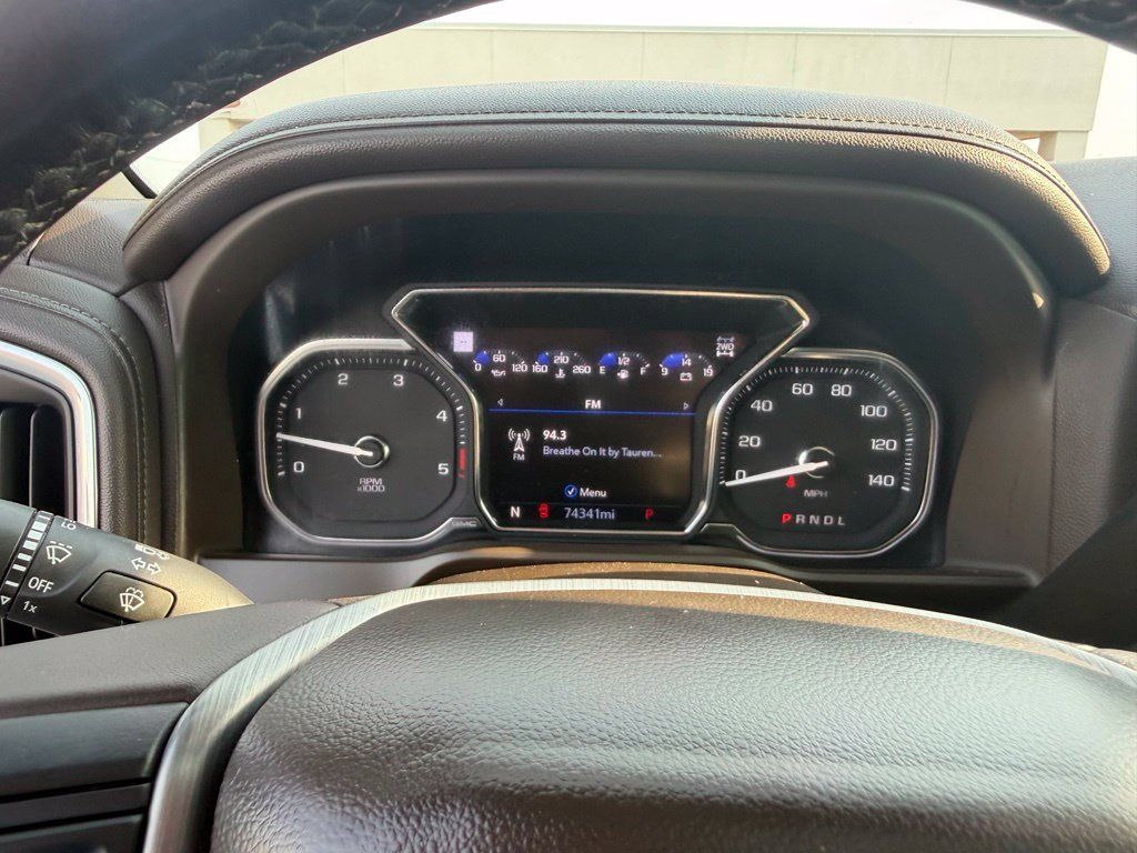 Used 2023 GMC Sierra 3500 Denali w/ Denali Ultimate Package AWD/4WD image 33