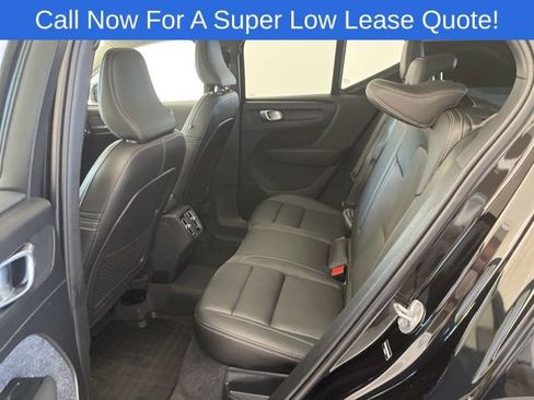 Used 2026 Volvo XC40 B5 Core w/ Climate Package AWD/4WD image 8