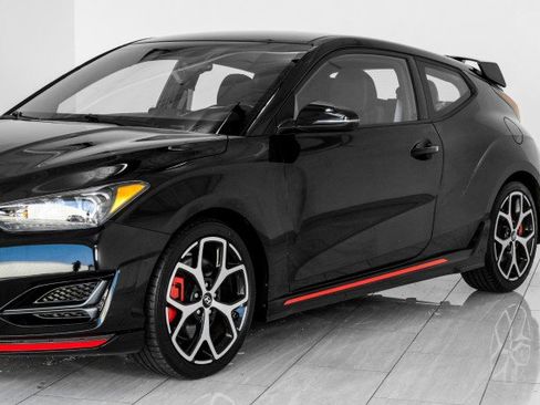 Used 2019 Hyundai Veloster N N FWD image 58