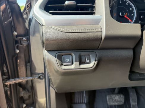 Used 2019 GMC Acadia SLE AWD/4WD image 11