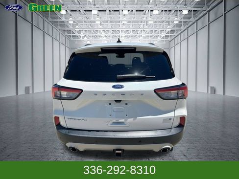 Used 2020 Ford Escape Titanium AWD/4WD image 4
