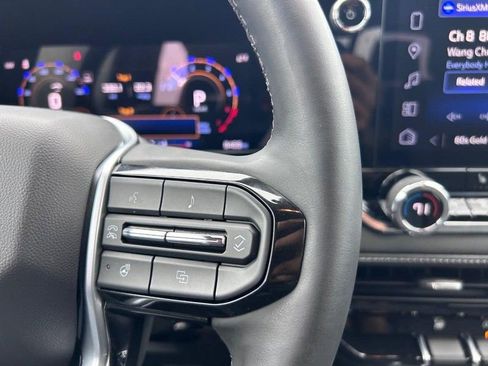 Used 2024 Chevrolet Colorado LT w/ LT Convenience Package III image 12