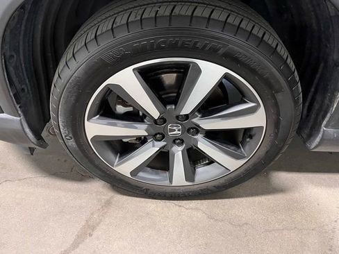 Used 2023 Honda Pilot Touring image 29