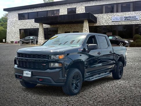 Used 2019 Chevrolet Silverado 1500 Custom Trail Boss w/ Custom Convenience Package AWD/4WD image 2