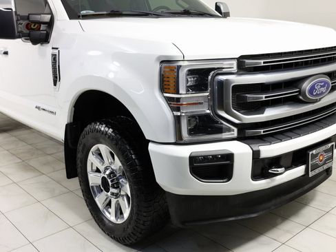 Used 2020 Ford F350 Platinum w/ FX4 Off-Road Package image 38