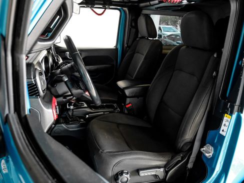 Used 2019 Jeep Wrangler Sport AWD/4WD image 31