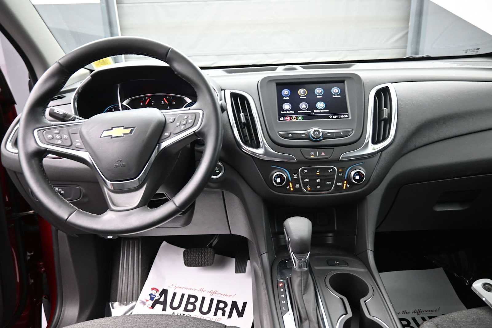 Used 2024 Chevrolet Equinox LT AWD/4WD image 14