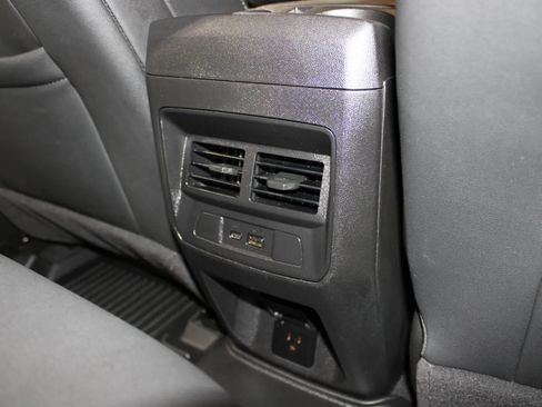Used 2025 GMC Canyon Elevation w/ Convenience Package AWD/4WD image 6