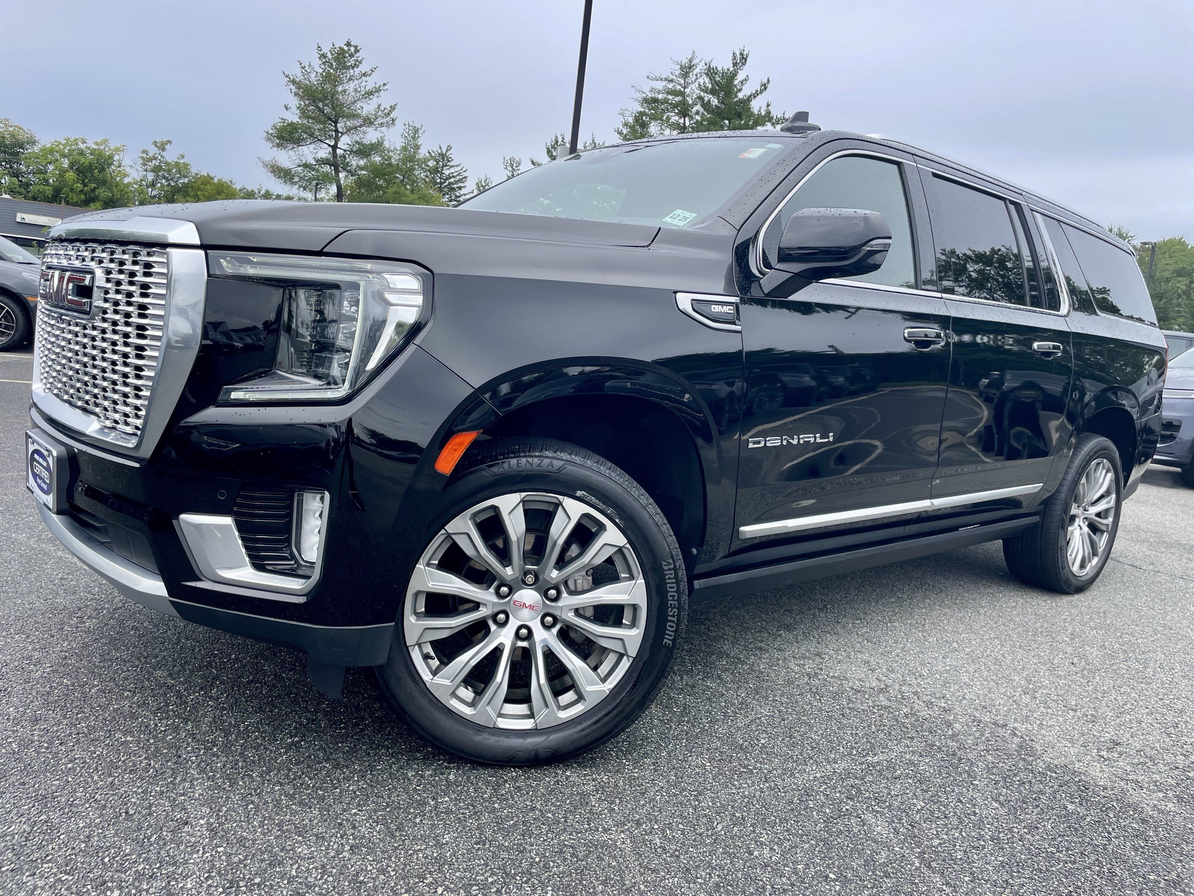 Used 2021 GMC Yukon XL Denali w/ Denali Ultimate Package AWD/4WD image 39